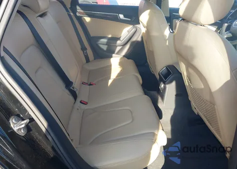 2013 Audi A4 2.0T Premium z USA, uszkodzony, nr VIN WAUAFAFLXDN028016